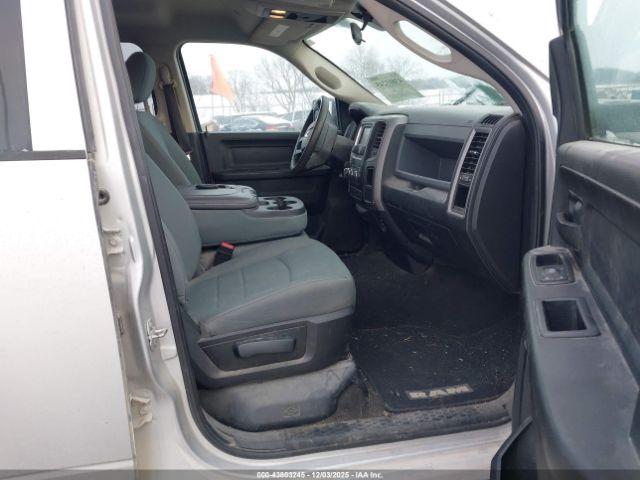 Ram 1500 Express  4x4 6'4 Box Image 15