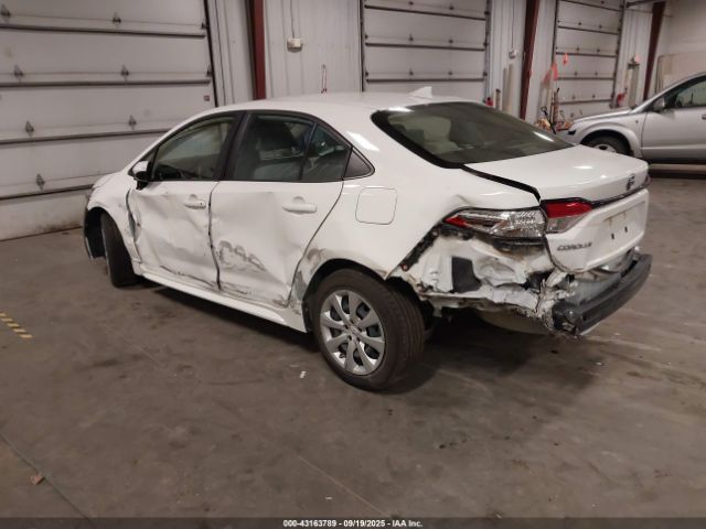 Toyota Corolla Hybrid Le Image 9