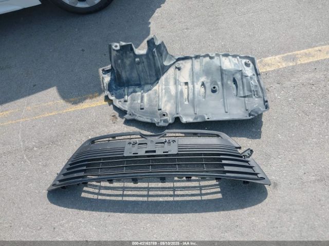 Toyota Corolla Hybrid Le Image 10