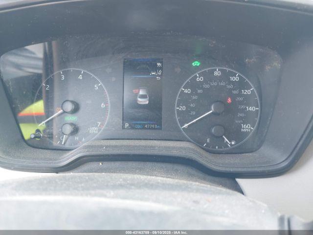 Toyota Corolla Hybrid Le Image 16