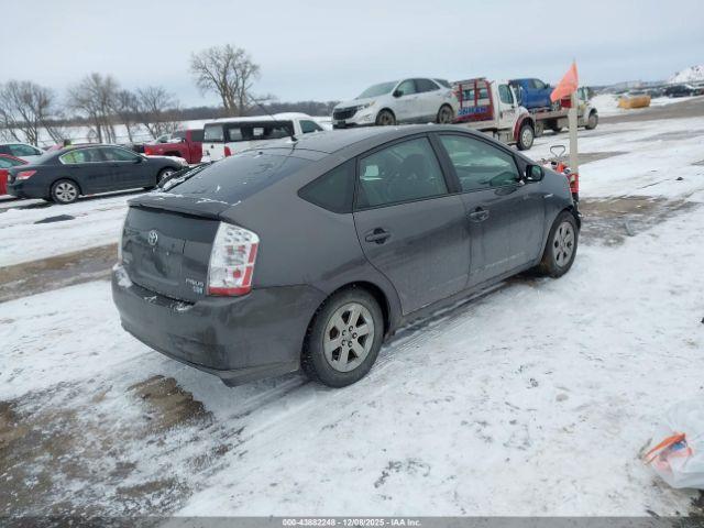 Toyota Prius Image 8