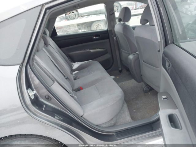 Toyota Prius Image 10