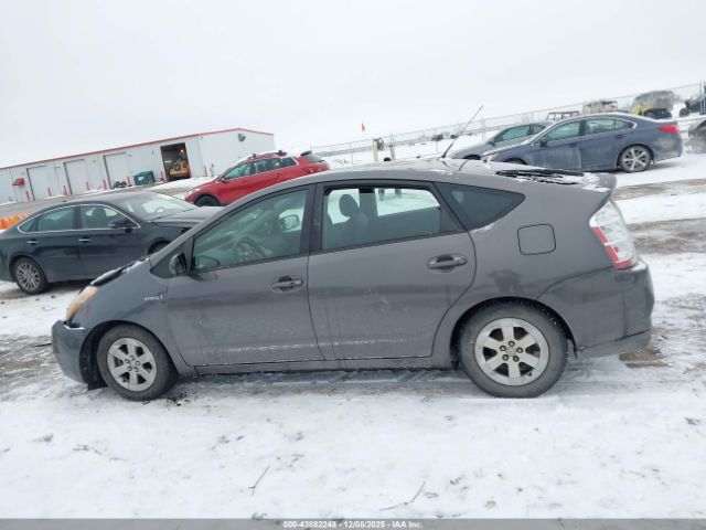 Toyota Prius Image 13