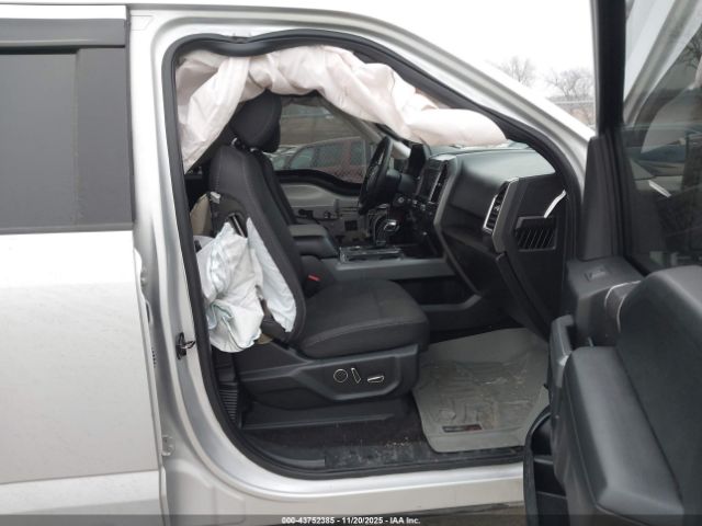 Ford F-150 Xlt Image 12