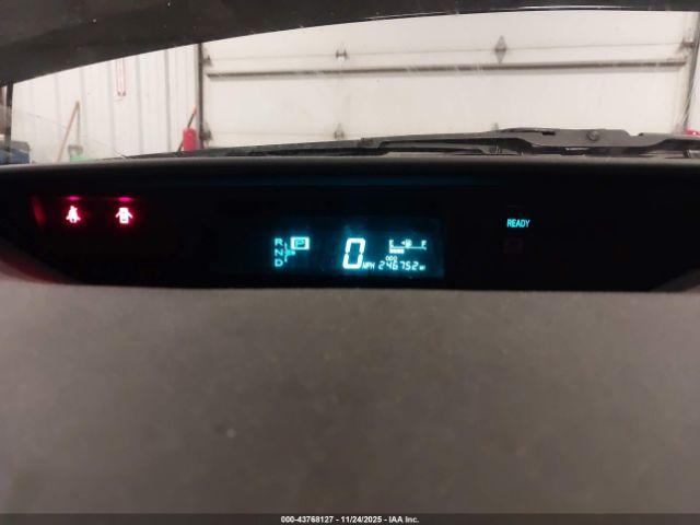 Toyota Prius Image 18