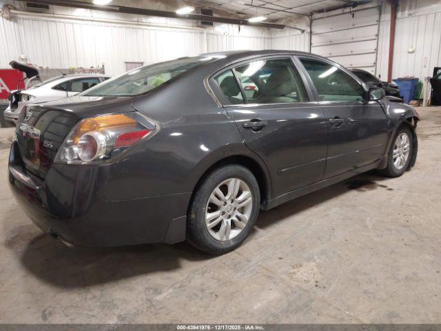 Nissan Altima 2.5 S Image 7