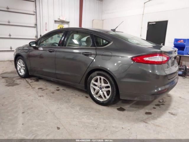 Ford Fusion Se Image 2