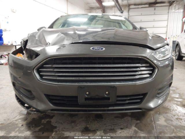Ford Fusion Se Image 5
