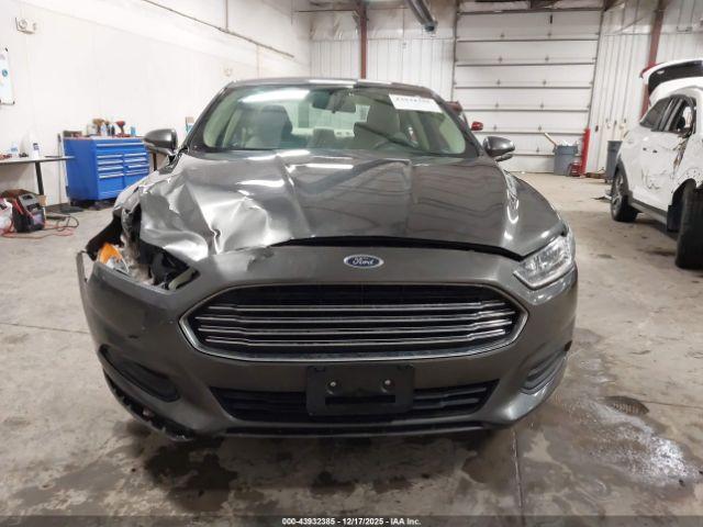 Ford Fusion Se Image 9