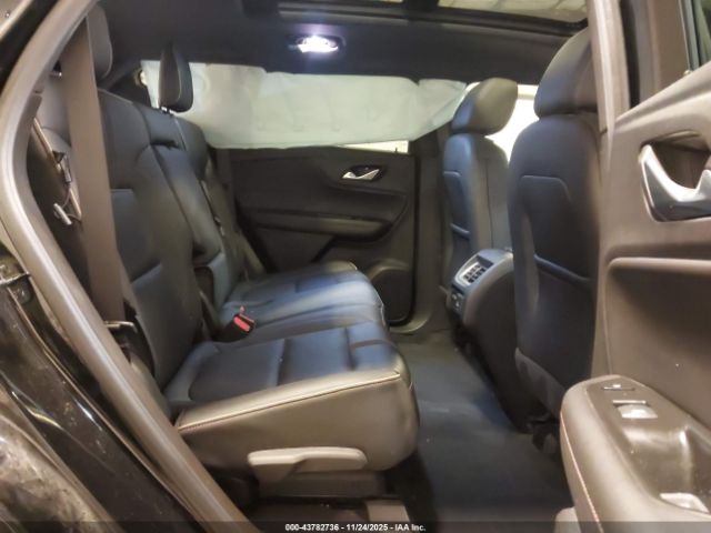 Chevrolet Blazer Premier Image 2