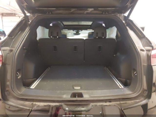 Chevrolet Blazer Premier Image 16