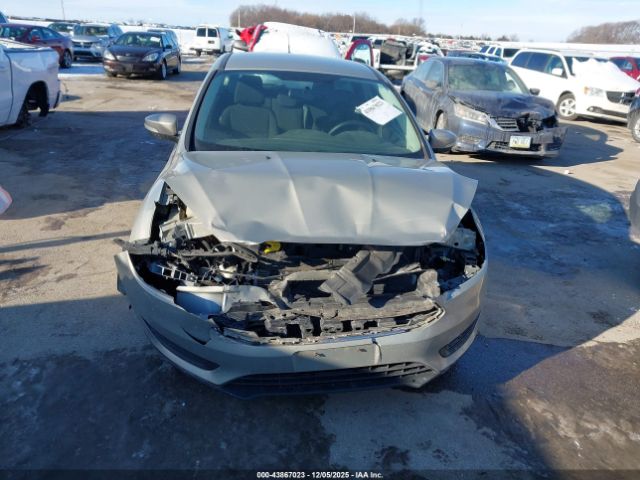 Ford Focus Se Image 12