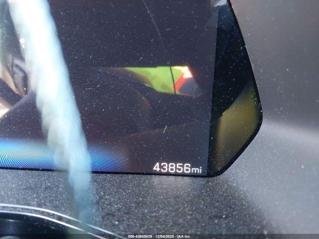 Chevrolet Colorado 4wd Lt Image 13