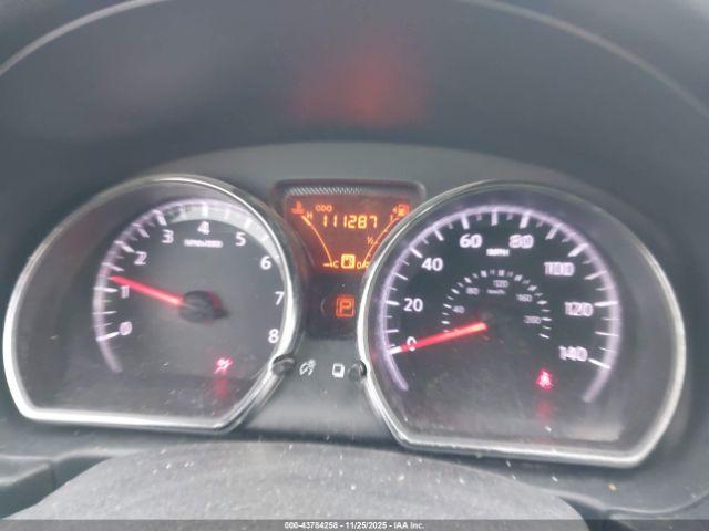 Nissan Versa Sv Image 7