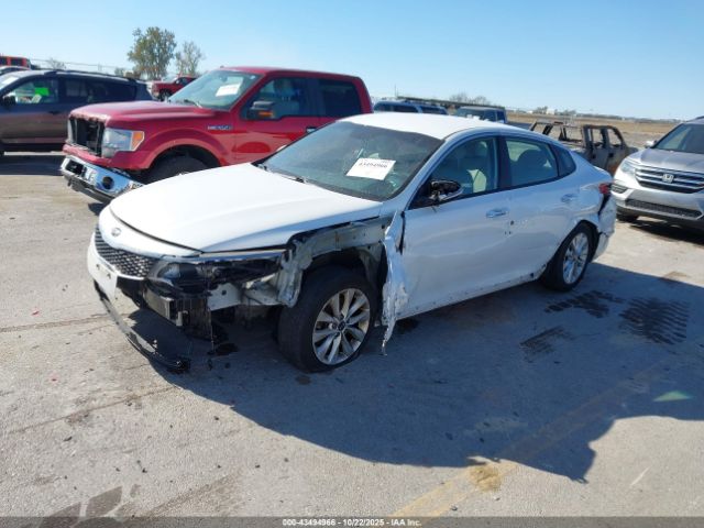 Kia Optima Lx Image 9