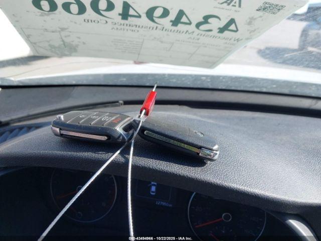 Kia Optima Lx Image 5