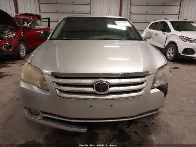 Toyota Avalon Touring Image 9