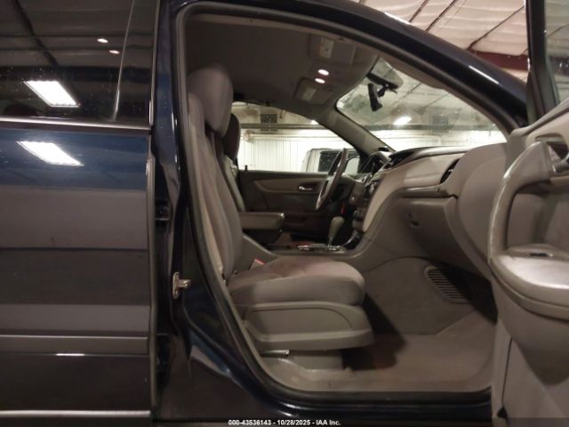Chevrolet Traverse Ls Image 7
