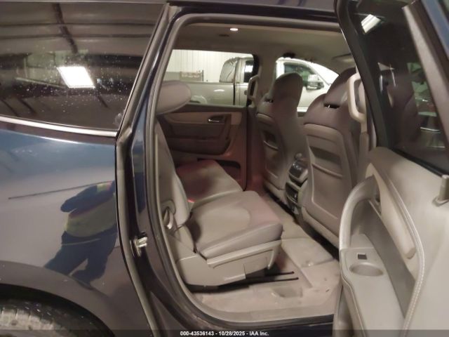 Chevrolet Traverse Ls Image 9