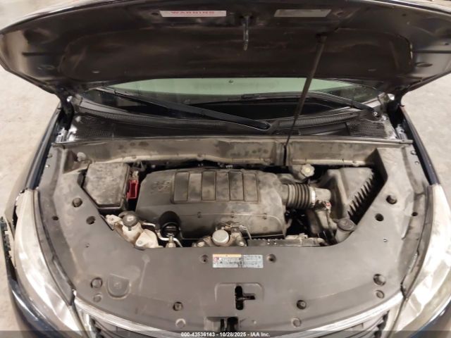 Chevrolet Traverse Ls Image 12