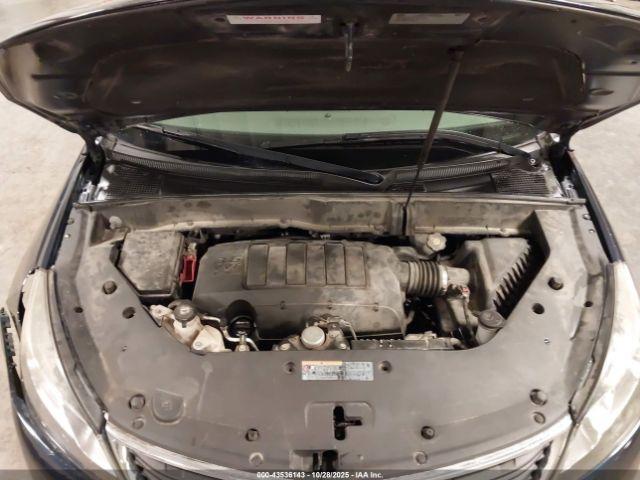 Chevrolet Traverse Ls Image 12