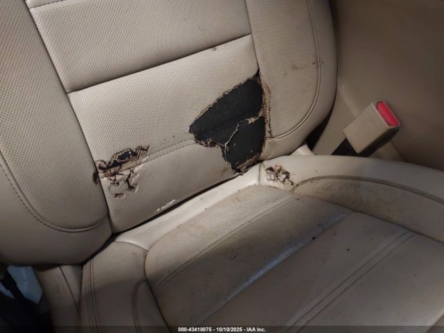 GMC Acadia Denali Image 10