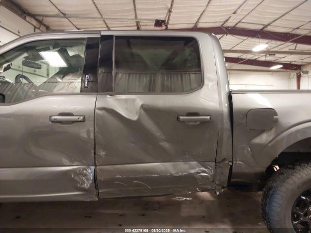 Ford F-150 Xlt Image 15