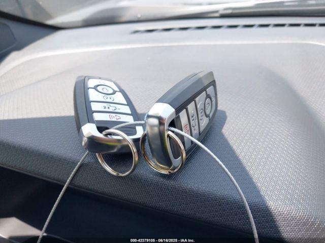 Ford F-150 Xlt Image 12