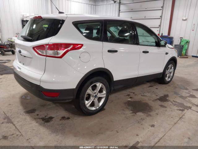 Ford Escape S Image 8