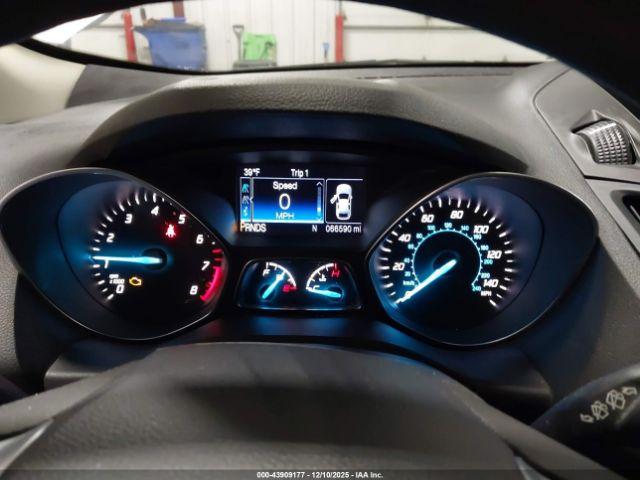 Ford Escape S Image 15