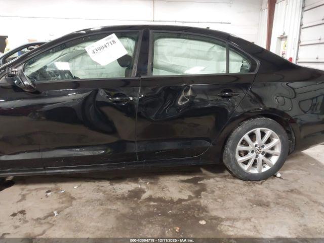 Volkswagen Jetta 1.8t Se Image 10