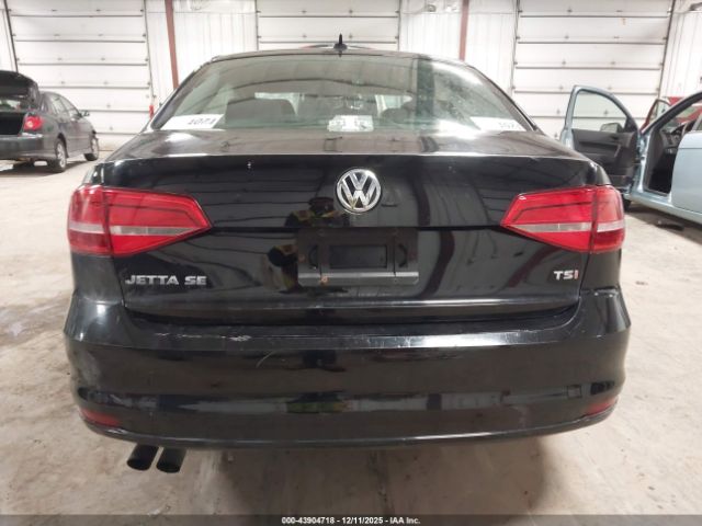 Volkswagen Jetta 1.8t Se Image 4