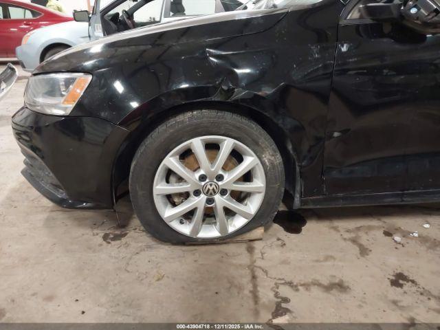 Volkswagen Jetta 1.8t Se Image 11