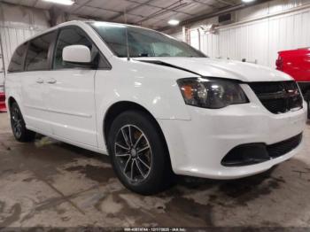  Salvage Dodge Grand Caravan
