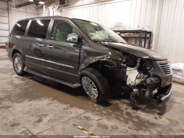 Chrysler Town & Country Touring-l Image 1