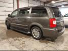 Chrysler Town & Country Touring-l Image 5