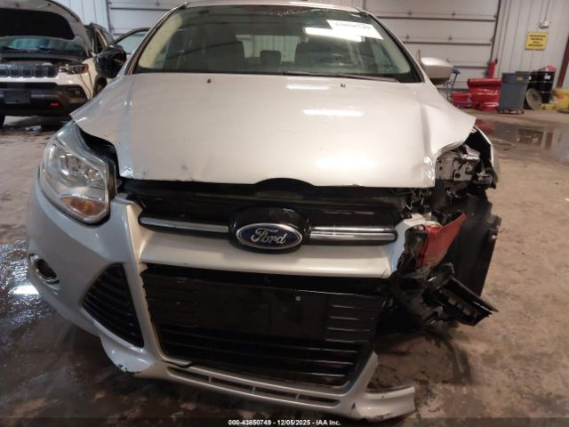 Ford Focus Se Image 10