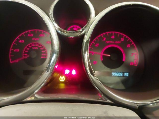 Pontiac Solstice Image 6