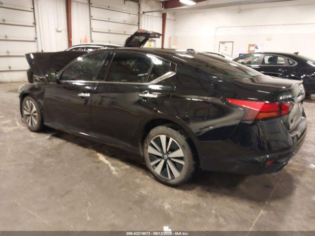 Nissan Altima Sv Intelligent Awd Image 7