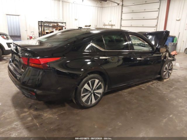 Nissan Altima Sv Intelligent Awd Image 4