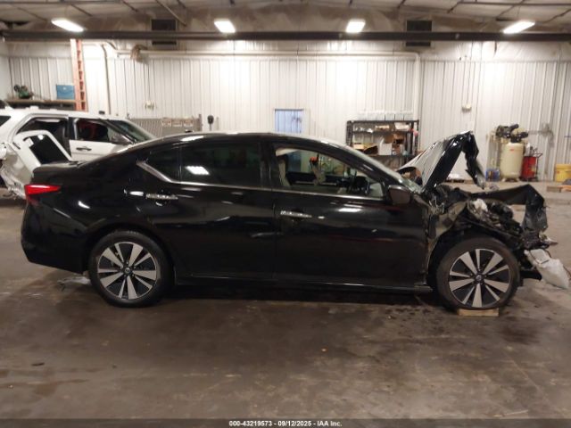 Nissan Altima Sv Intelligent Awd Image 14