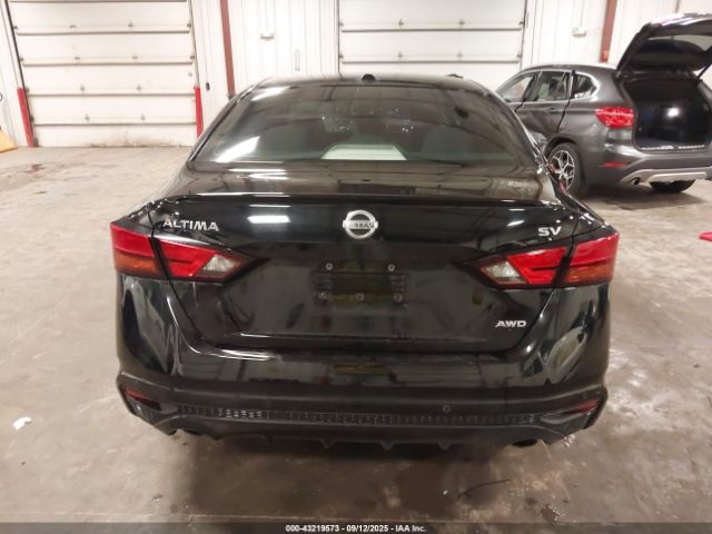 Nissan Altima Sv Intelligent Awd Image 16