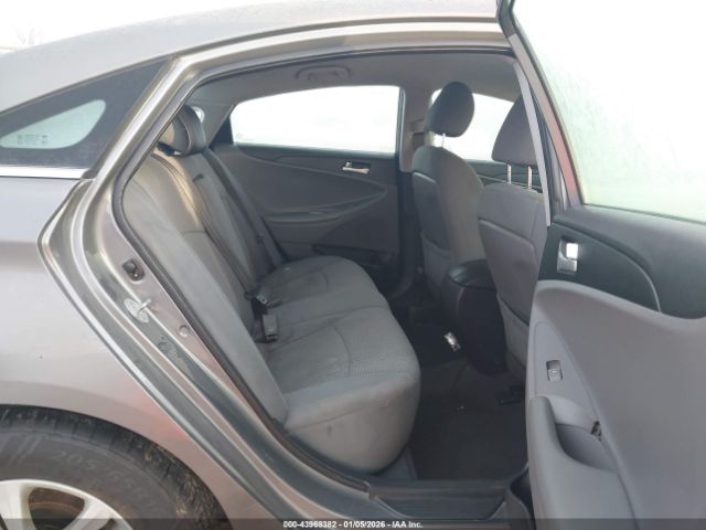 Hyundai SONATA Gls Image 9