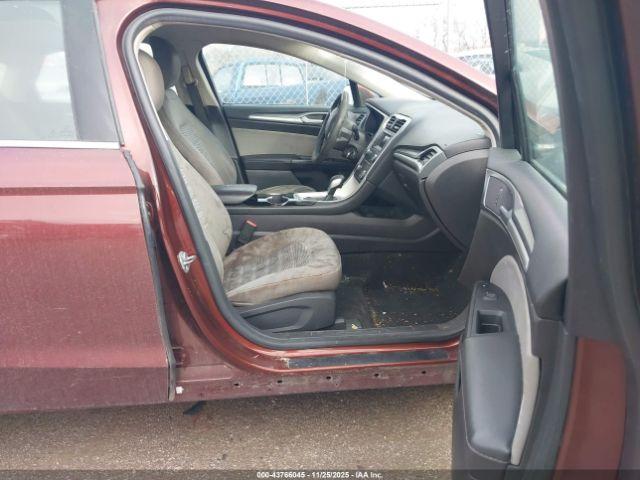 Ford Fusion S Image 8