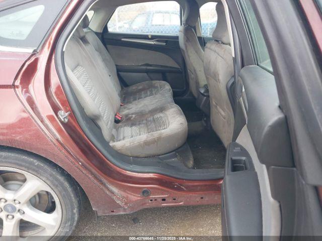 Ford Fusion S Image 15