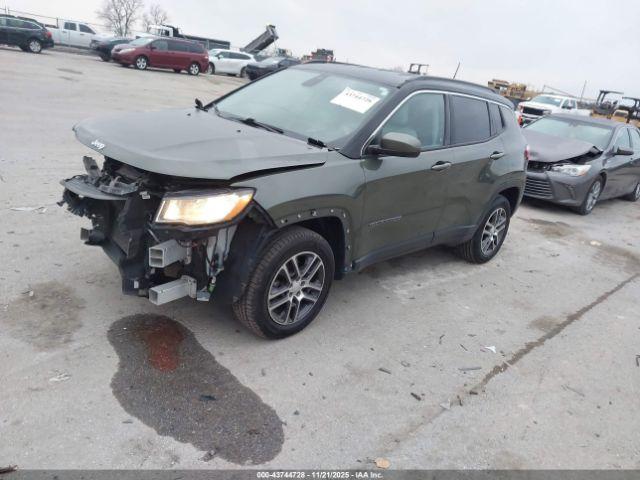 Jeep Compass Latitude 4x4 Image 13
