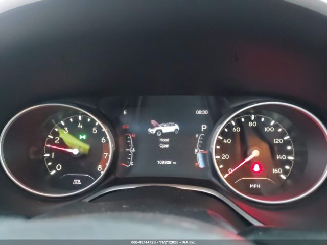 Jeep Compass Latitude 4x4 Image 9