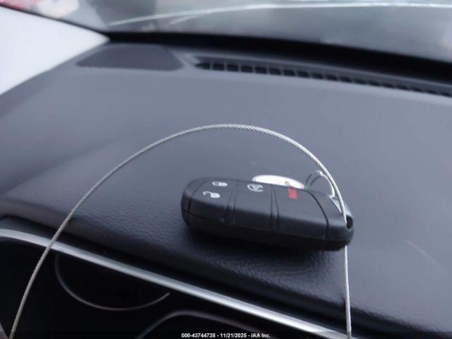 Jeep Compass Latitude 4x4 Image 17