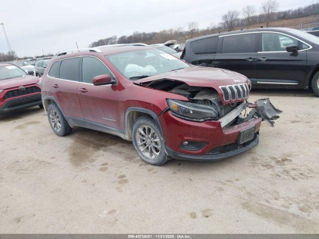 Salvage Jeep Cherokee