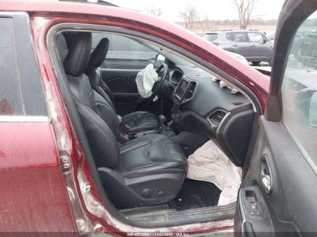 Jeep Cherokee Latitude Lux 4x4 Image 4